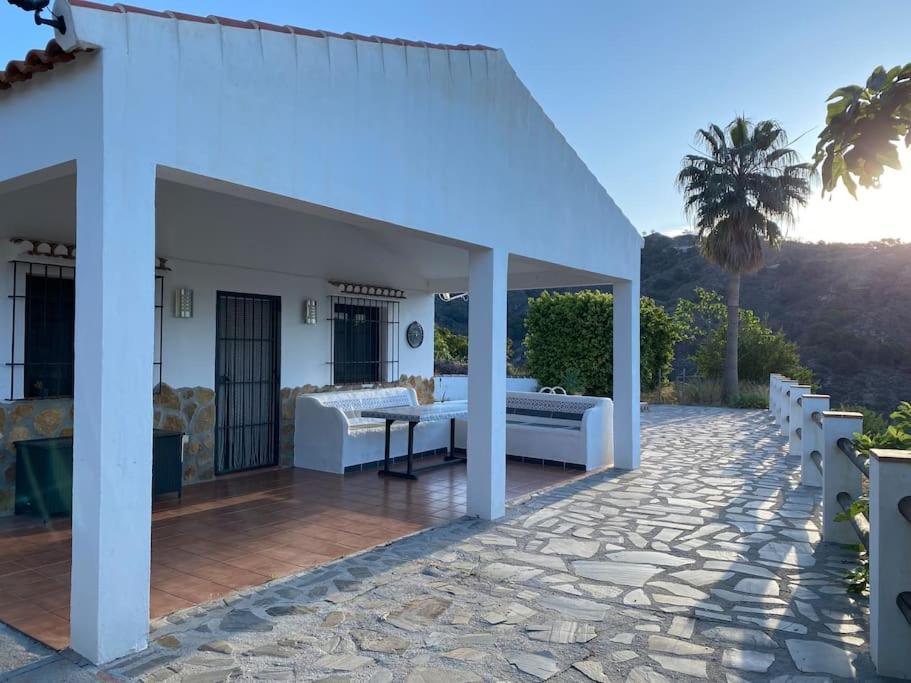 Cortijo Pena Blanca